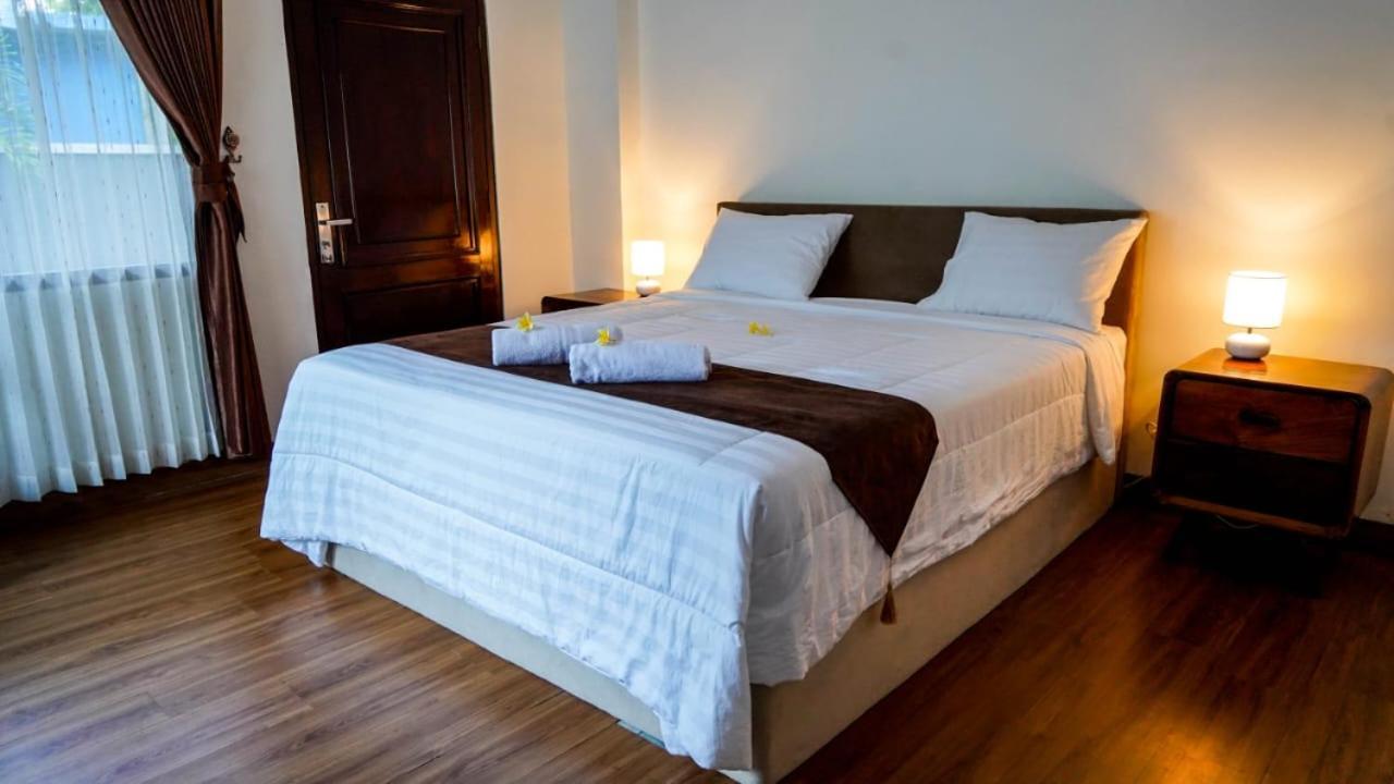 Hotel Pondok Putri Batukaras Esterno foto