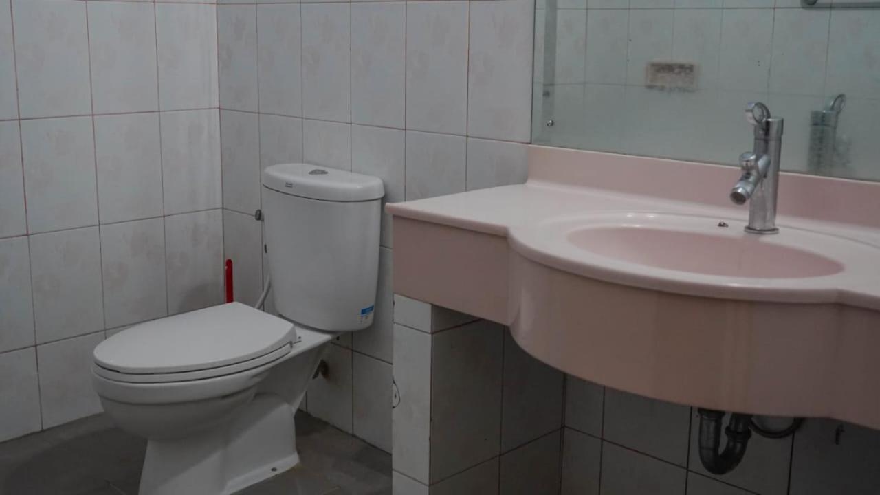 Hotel Pondok Putri Batukaras Esterno foto